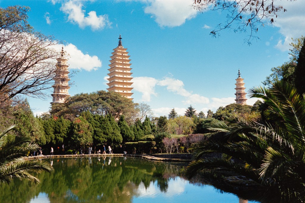 Voyage au Yunnan avec le Rollei 35S